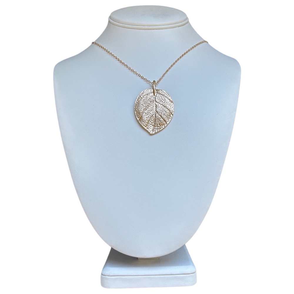 Gold Leaf Necklace